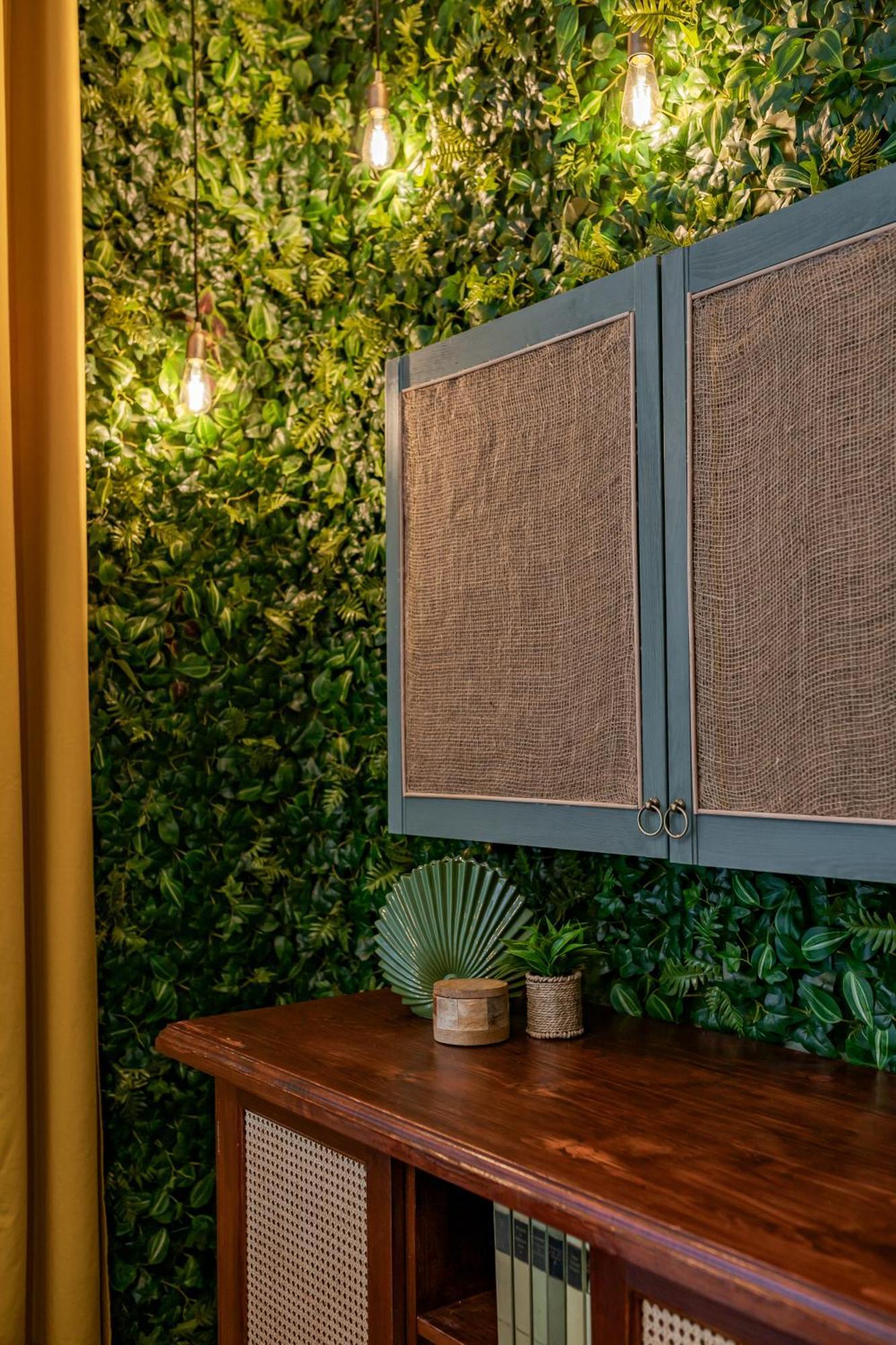 Jungle Aesthetics Downtown Apartman Aircon And Garage Parking Budapest Budapeste Exterior foto